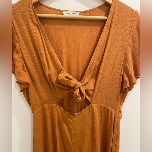 Cotton Candy LA cut out, tie front jumpsuit. Size M - Picture 2 of 6